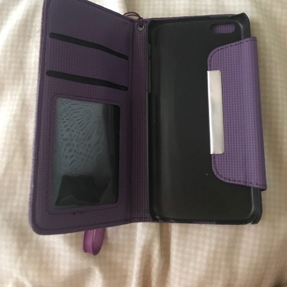 iPhone 5 Flip Case - Picture 2 of 2