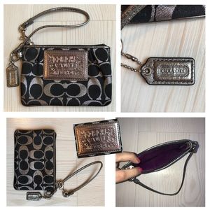 Wristlet