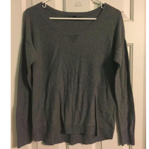 American Eagle Medium Grey Sweater