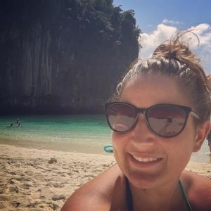 Meet your Posher, Megan