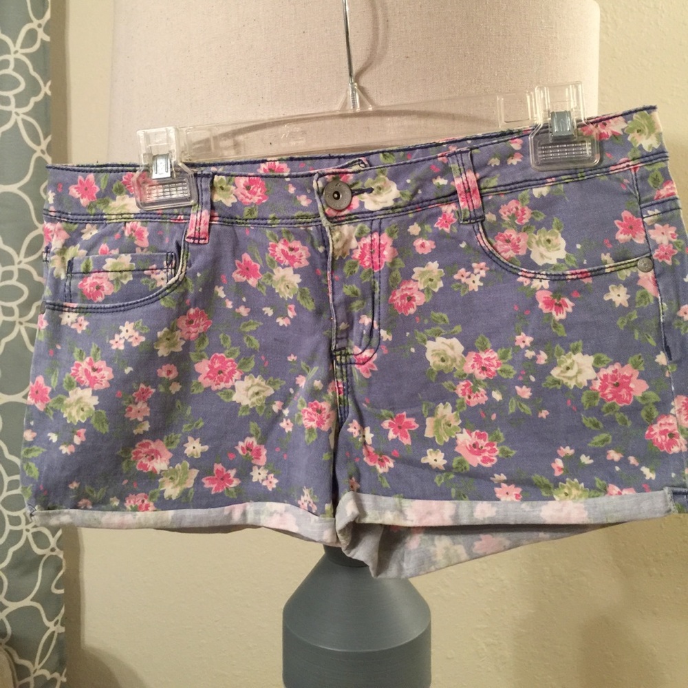 Flower shorts