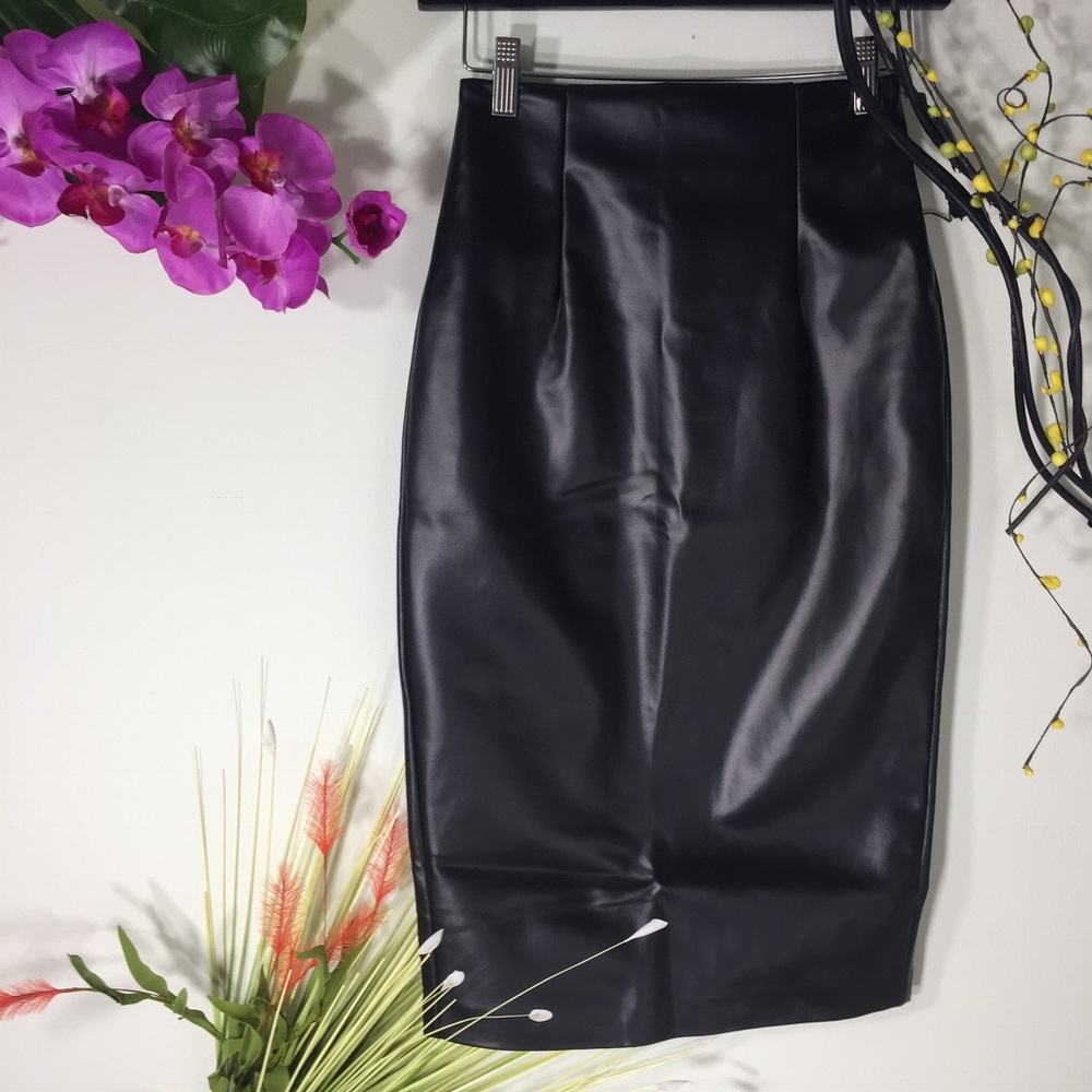 Faux leather pencil skirt