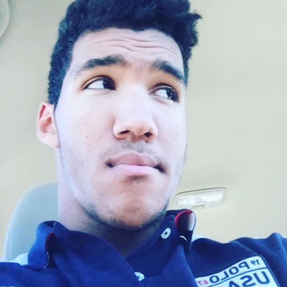 Meet your Posher, Chad - Picture 1 of 1