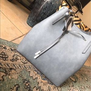 Leather shoulder bag