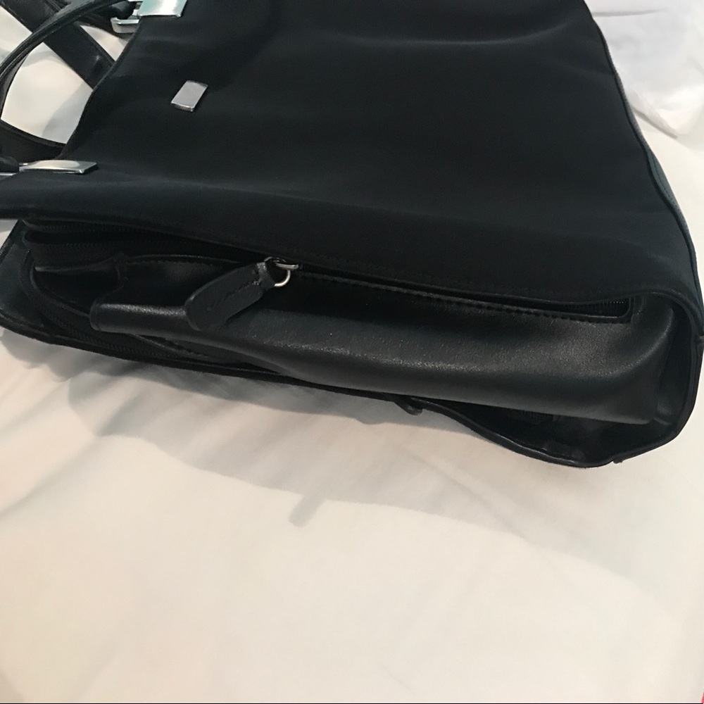 USED ONCE LIZ CLAIBORNE PURSE