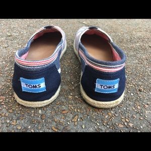 TOMS Shoes
