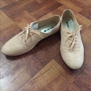 Women's Cutout Blush/Peach Lower East Side Oxfords
