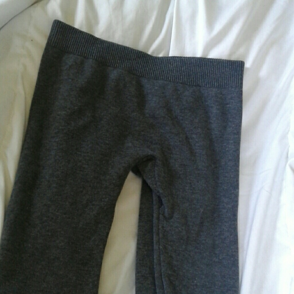 grey leggings