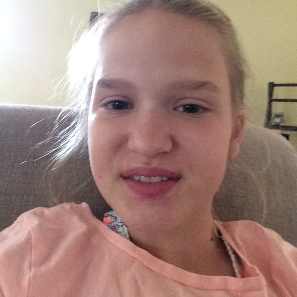 Meet your Posher, Mallory - Picture 1 of 1