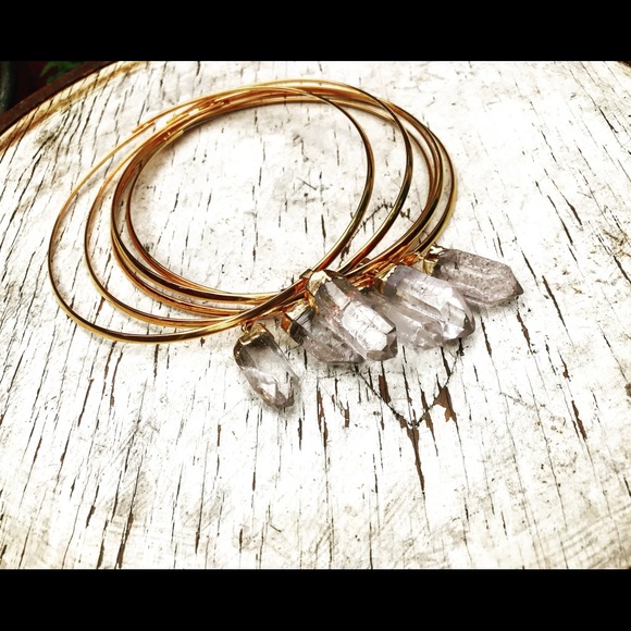 Amazing quartz pendant choker - Picture 2 of 2