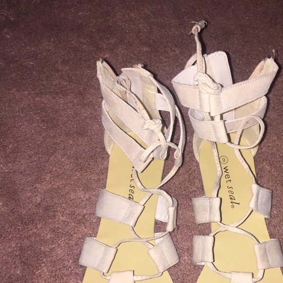 Sandals - Picture 2 of 2