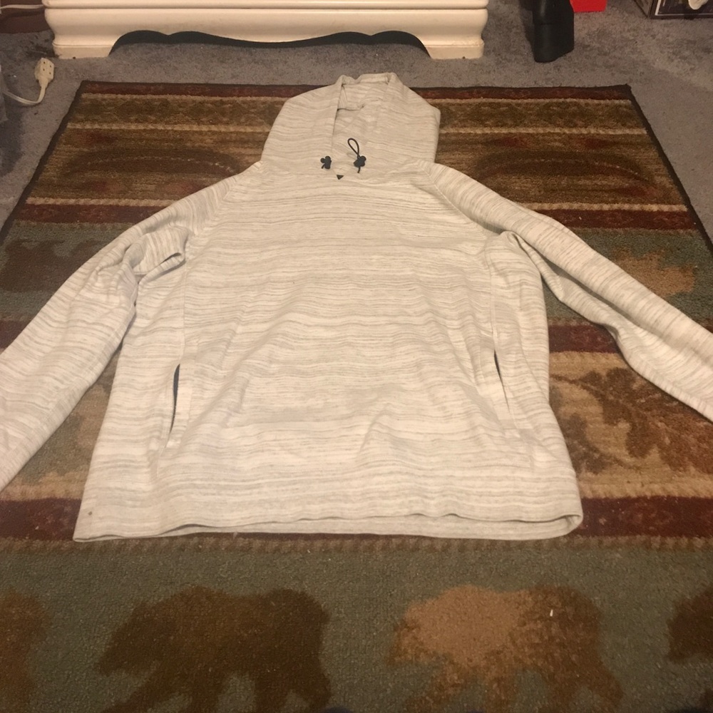 AE ACTIVE FLEX ZIP POCKET HOODIE.