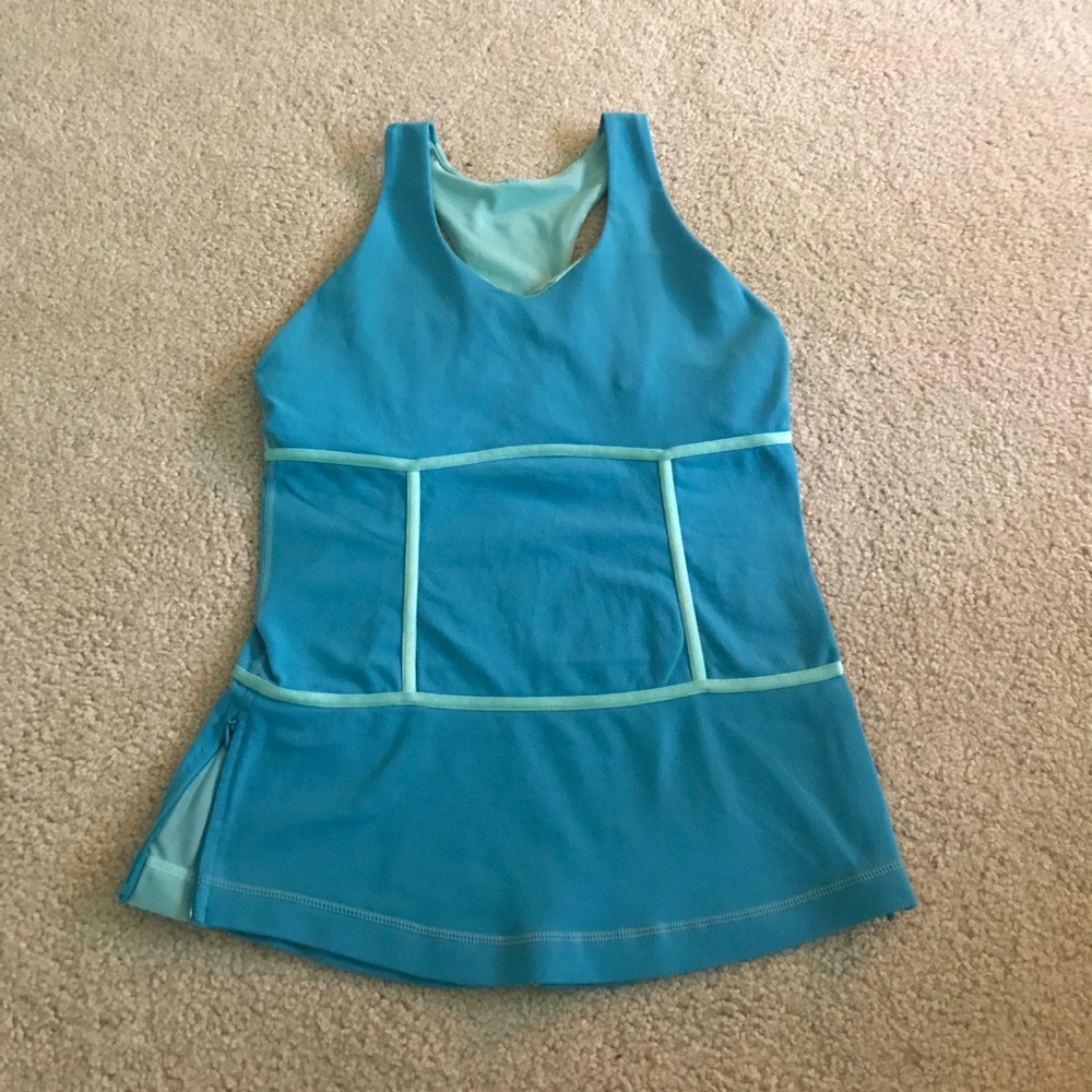 Lululemon turquoise tank top!