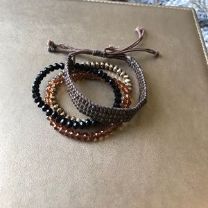 Neutral bracelet set