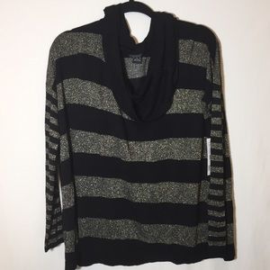 NWT Karen Kane cowl neck sweater. Size L