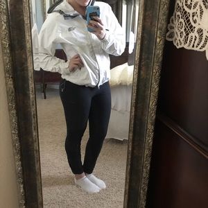 North Face Windbreaker/raincoat