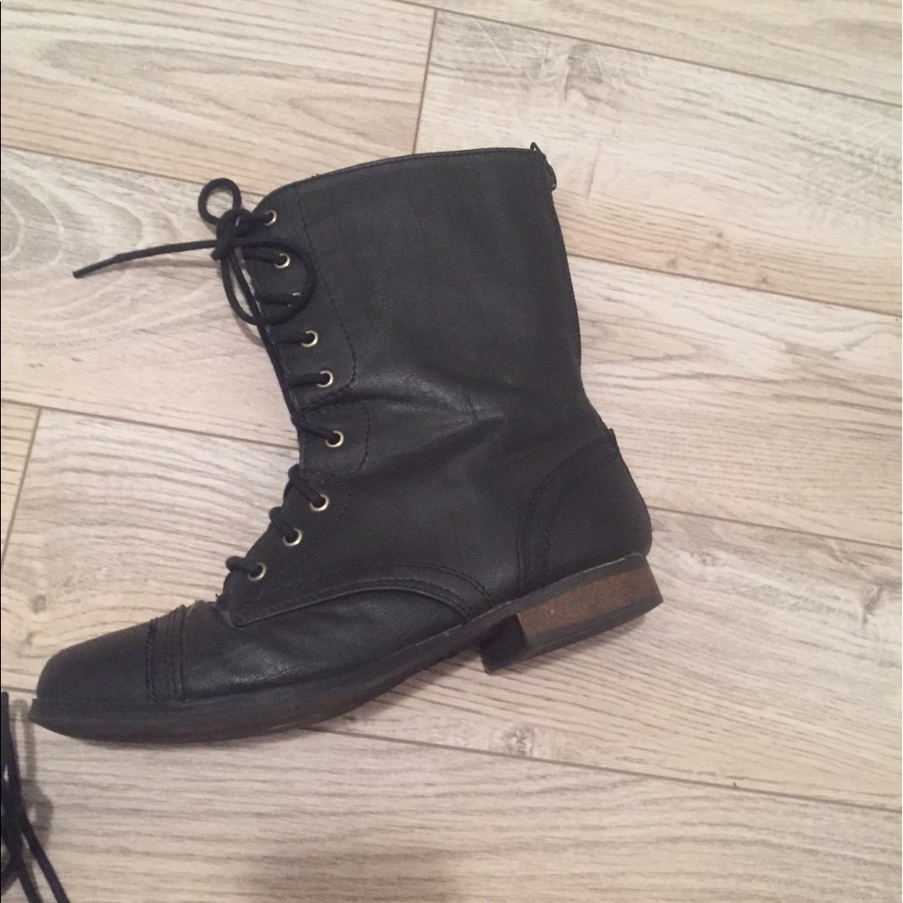 Steve madden boots