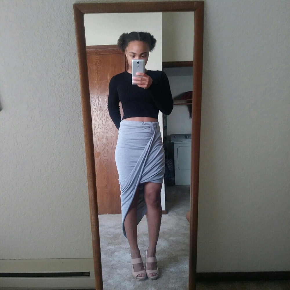 Black top & Gray skirt