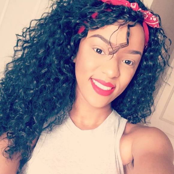 Meet your Posher, Asya - Picture 1 of 1