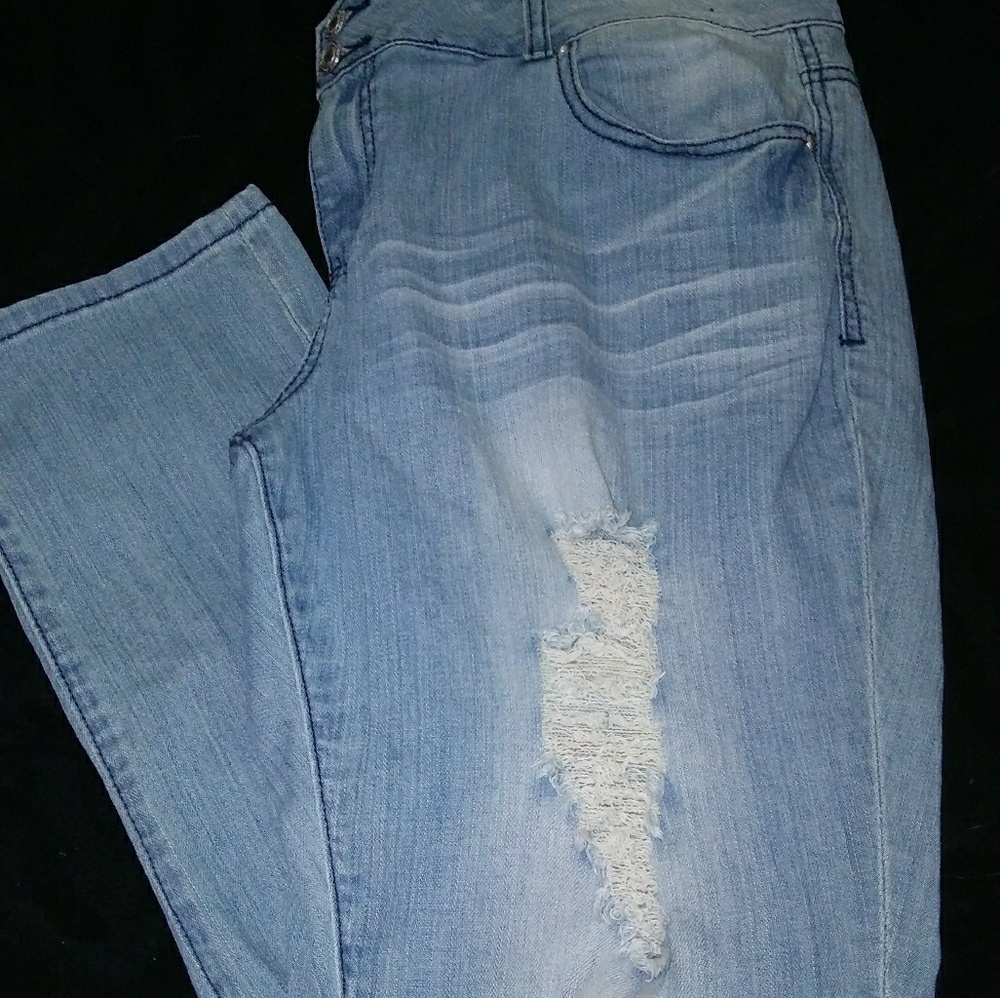 TODAY SALE! Light color skinny jeans
