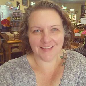 Meet your Posher, Becky