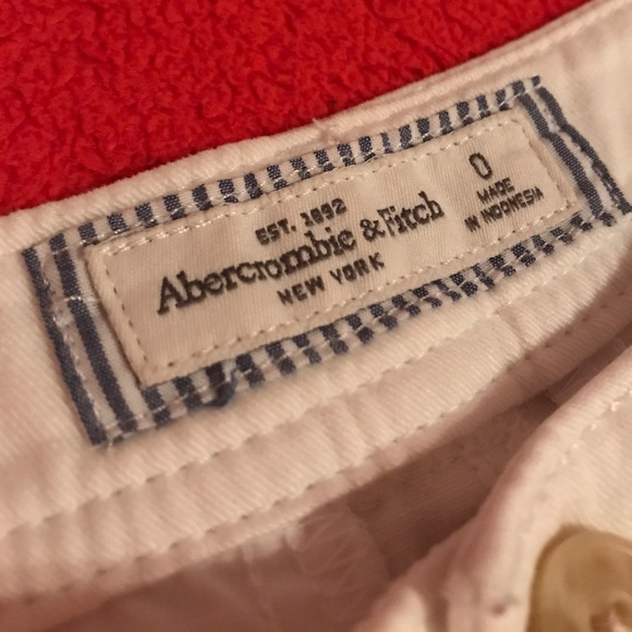 White A&F Shorts - Picture 2 of 4