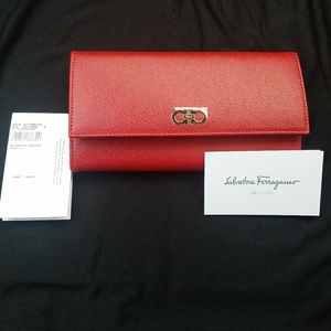 Ferragamo Double Gancino Clutch