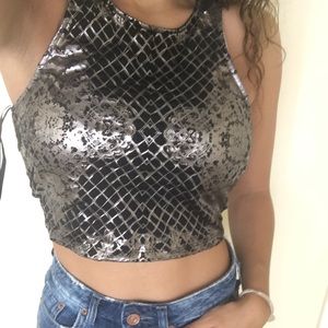 Bebe crop top