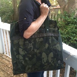 Lululemon Bliss Gym bag