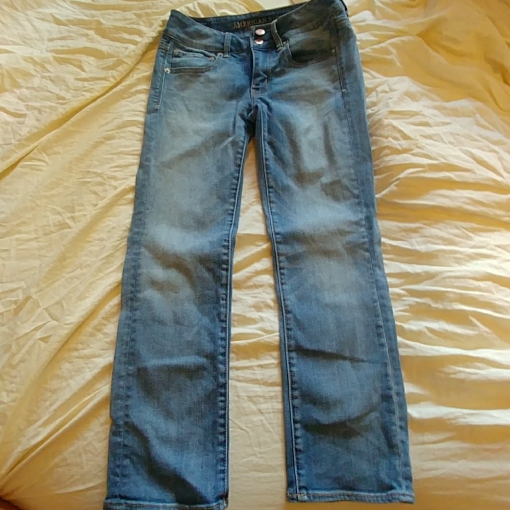 American Eagle cropped jean