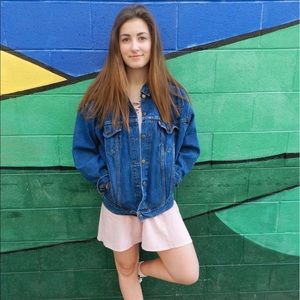 Meet your Posher, Ellie