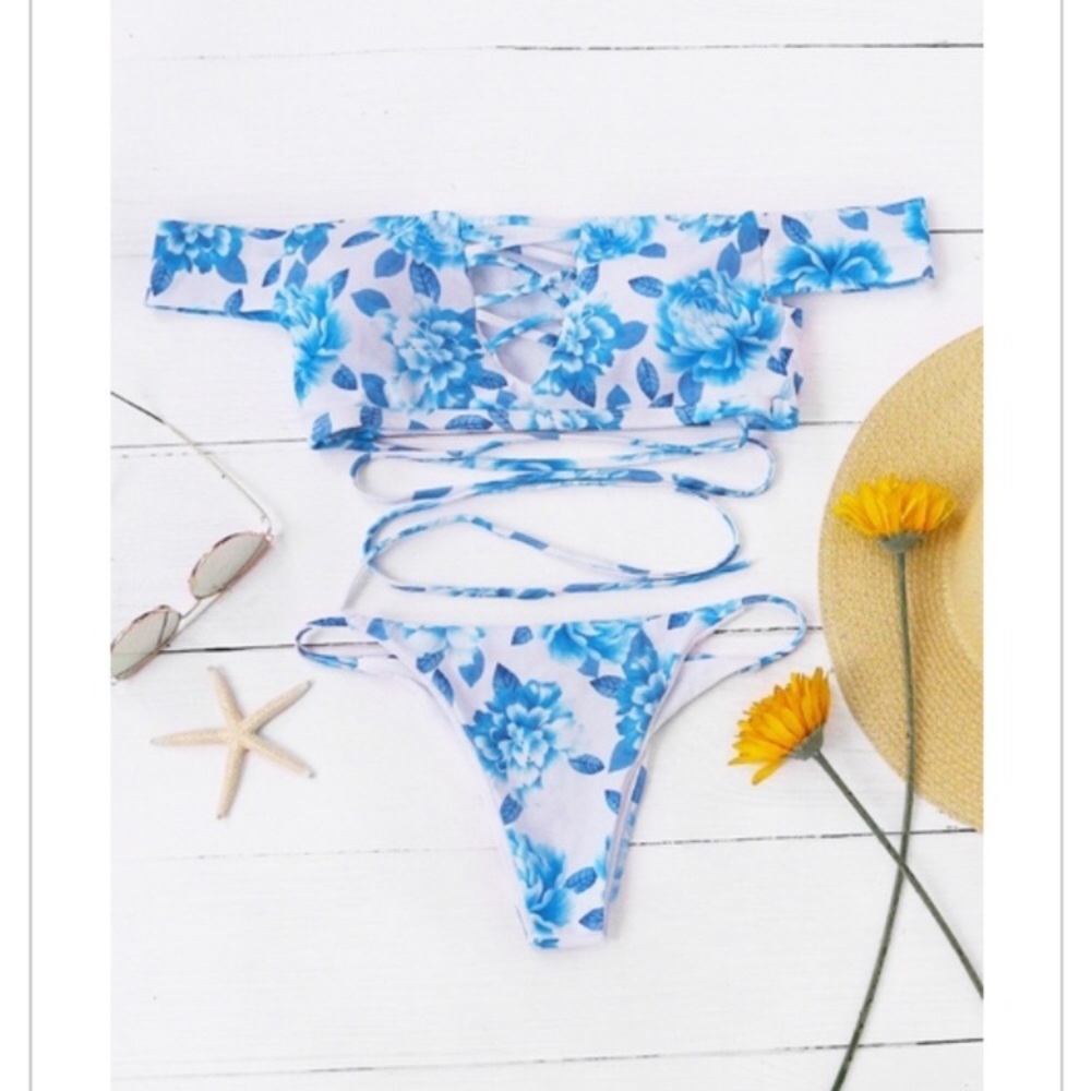 💕BRAND NEW SUPER CUTE BATHING SUIT💕🌻