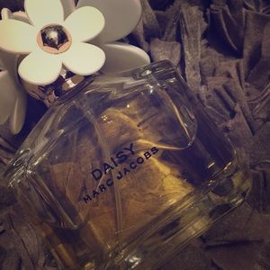 Daisy by Marc Jacobs