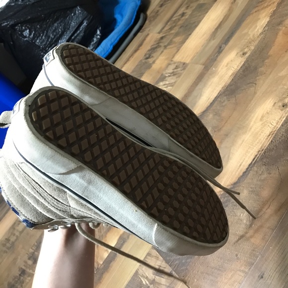 Vans - Picture 4 of 4