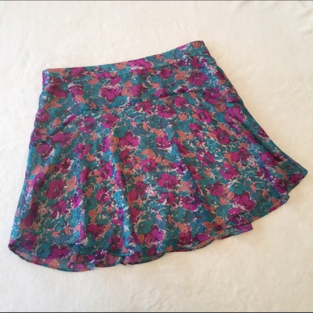 NWT BCBGeneration Violet Floral Skirt Size 12 - Picture 2 of 4