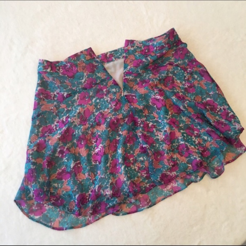 NWT BCBGeneration Violet Floral Skirt Size 12 - Picture 4 of 4