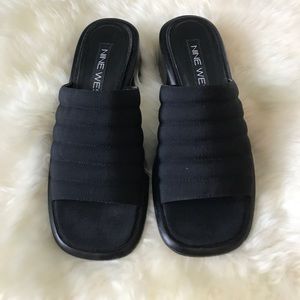 Vintage Nine West black slide sandals