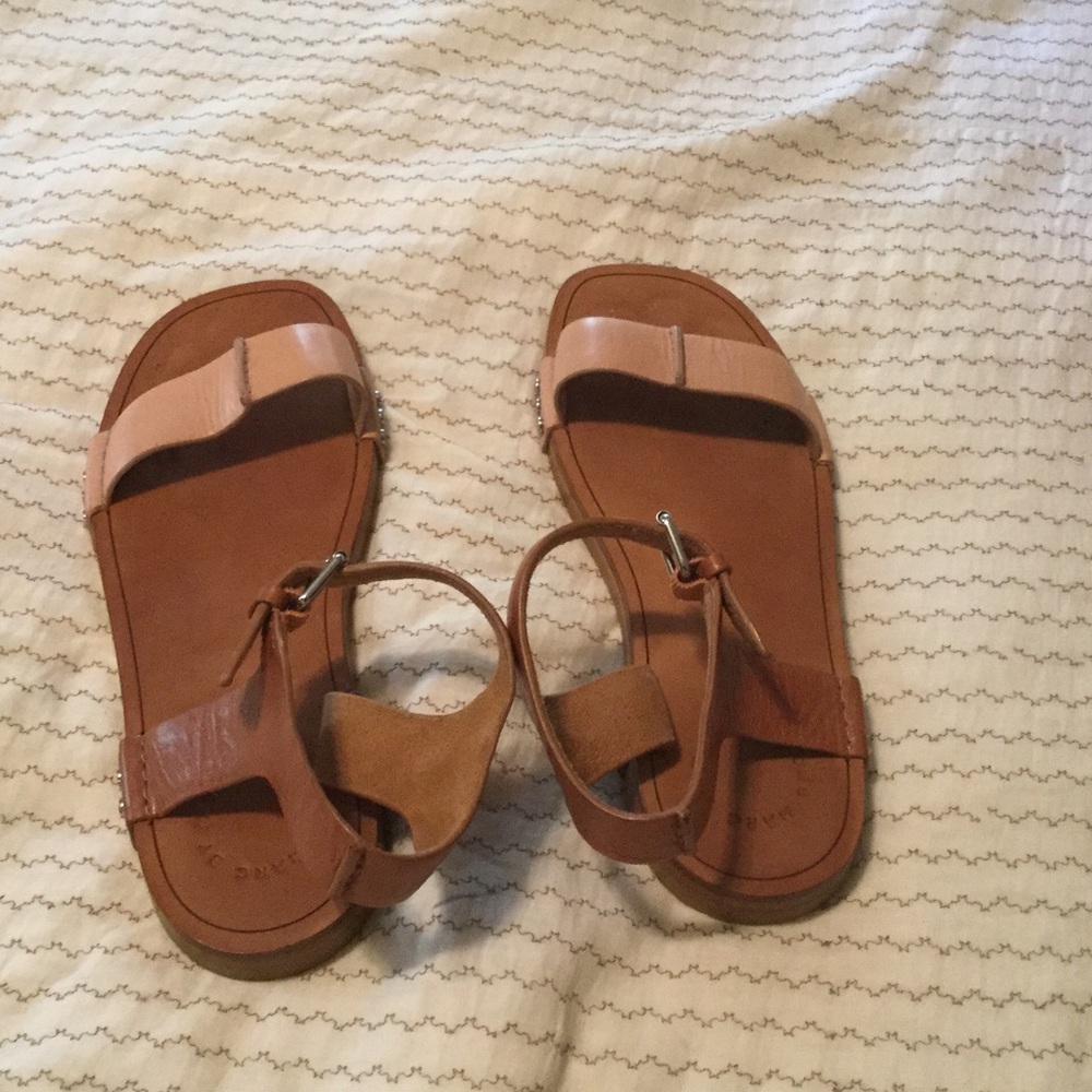 Sandal