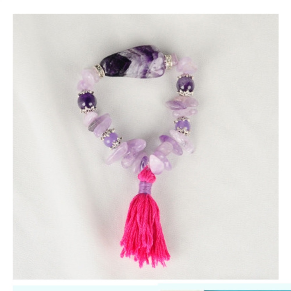 Stone tassel bracelet