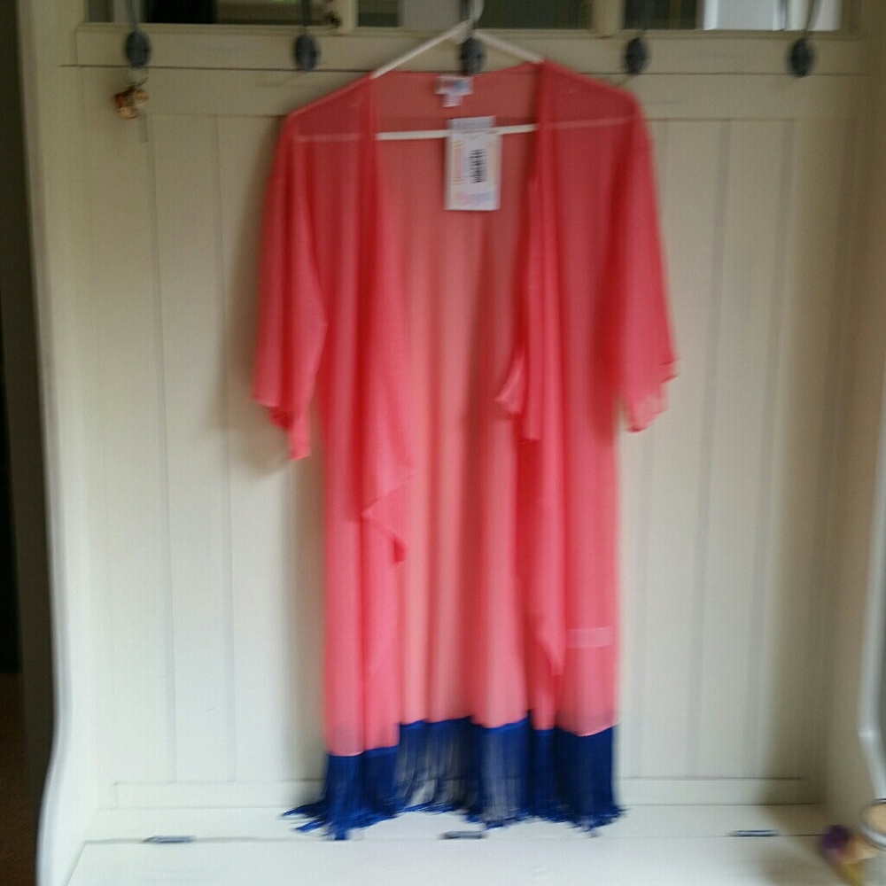 Lularoe Monroe kimono cover up