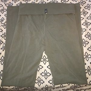 Army green VIctoria's Secret yoga pants