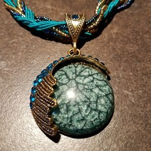 🌙 costume blue beaded necklace