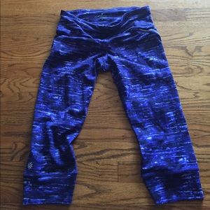 Athleta Capri Leggings Sz M