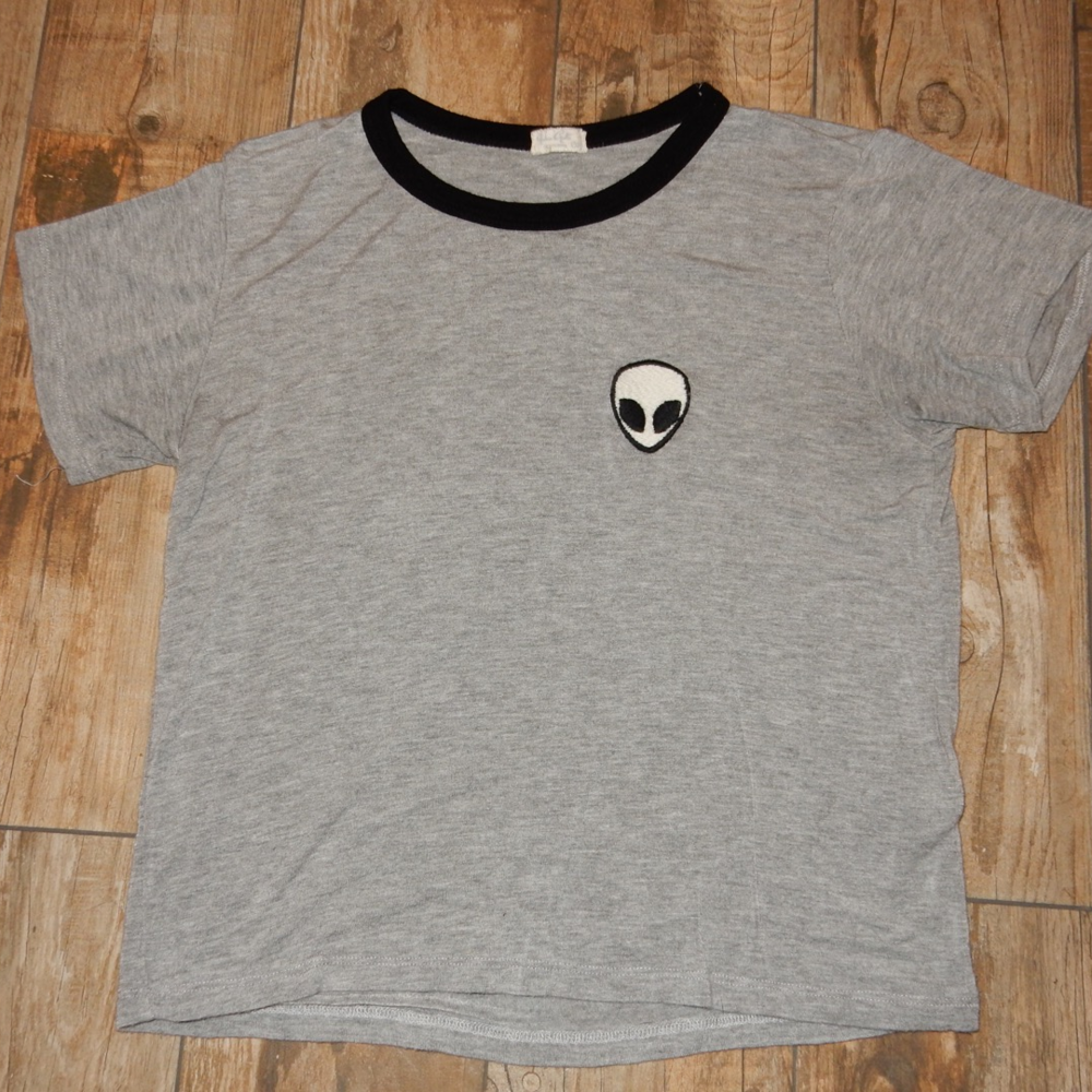 Womens Alien PacSun tee shirt one size fit