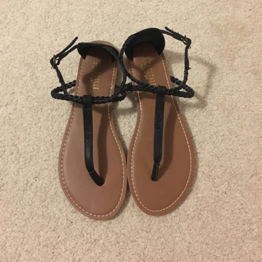 Sandals (resell)