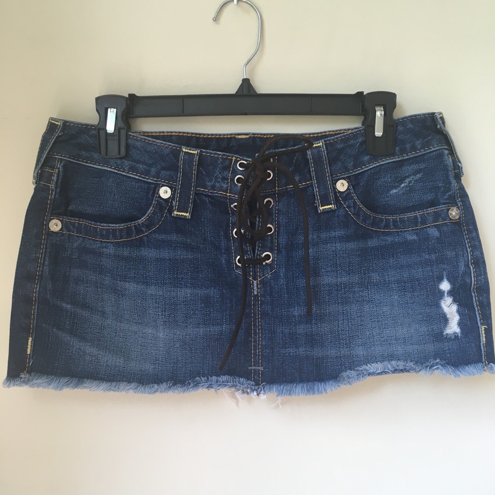 True Religion Criss Cross Front mini skirt size 28