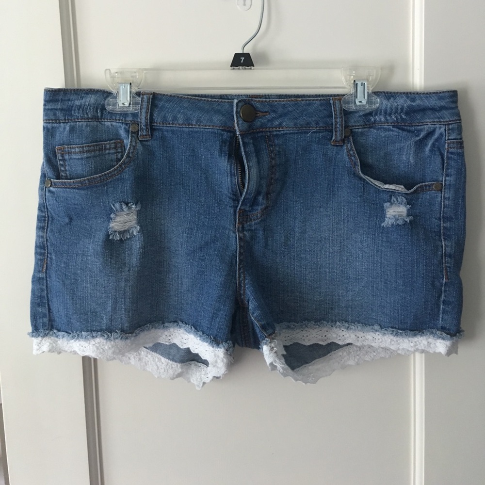 Jean Shorts with Lace cuff