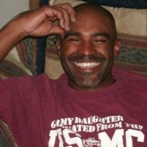 Meet your Posher, Derek