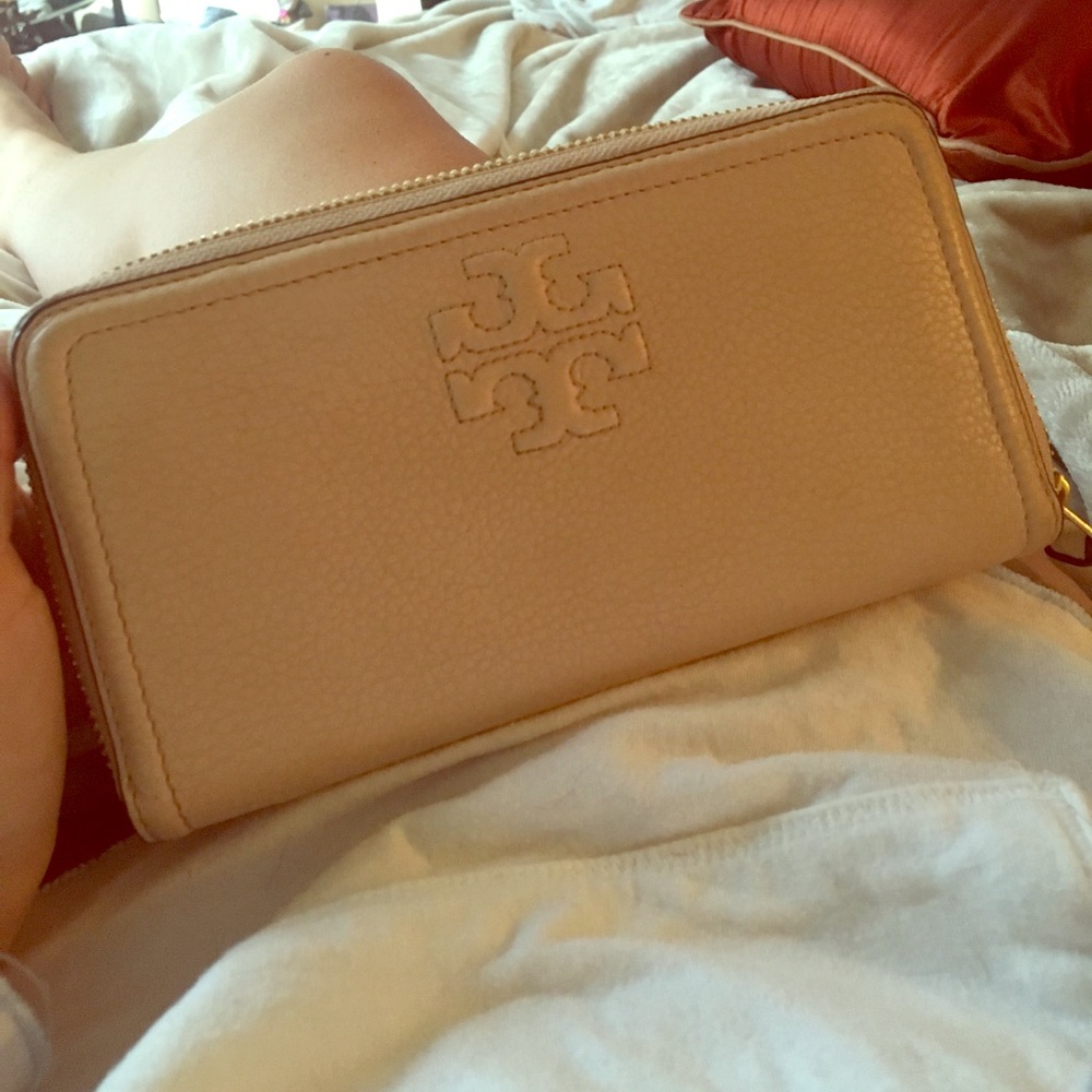 Tory Burch - Thea Zip Wallet