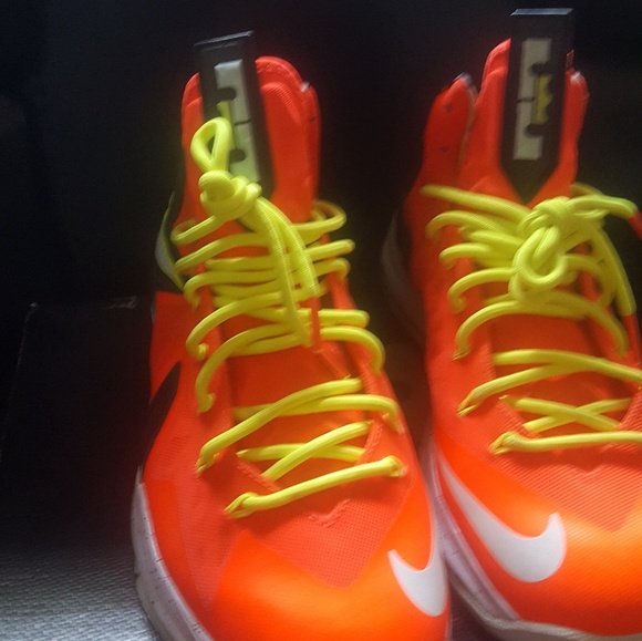 Jordans Lebrons Nikes - Picture 1 of 7